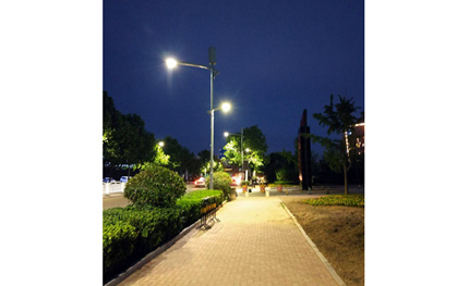 華體這兩款智慧路燈亮相青島，為2018上合組織峰會(huì)獻(xiàn)禮